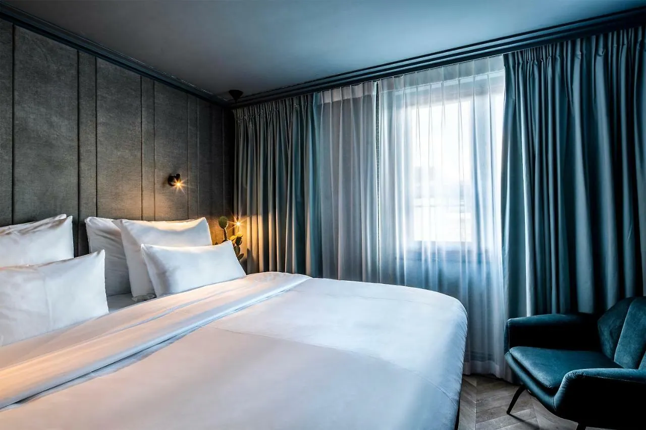 The Highlander Amsterdam Hotel