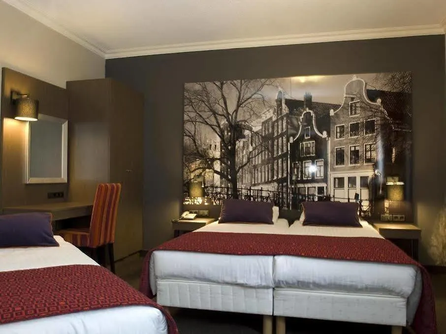 The Highlander Amsterdam Otel 4*,