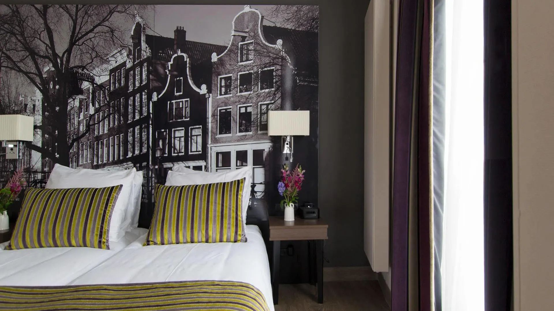 The Highlander Amsterdam Otel